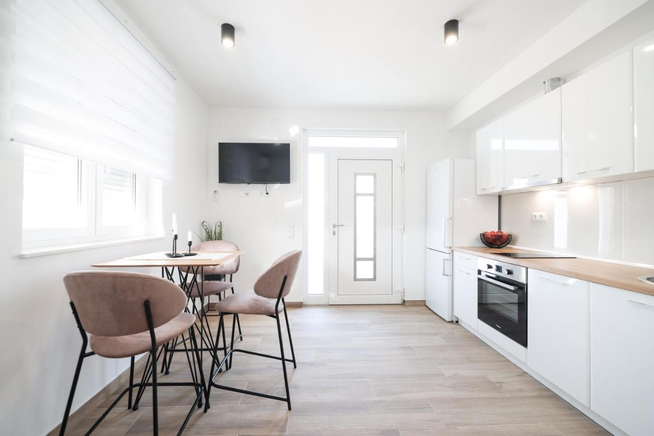 Duo Soles - Apartments With Private Parking Near Zadar Murvica  Extérieur photo